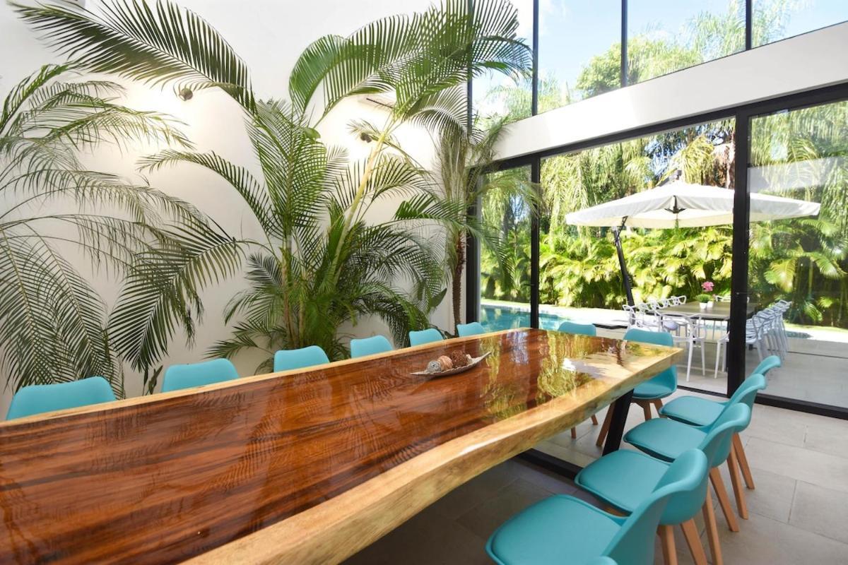 Villa Pearl, 5 Minutes Walk To The Private